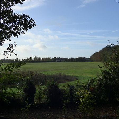 Roulotte Les Deux Geais Villa Sainte-Opportune-du-Bosc Kültér fotó