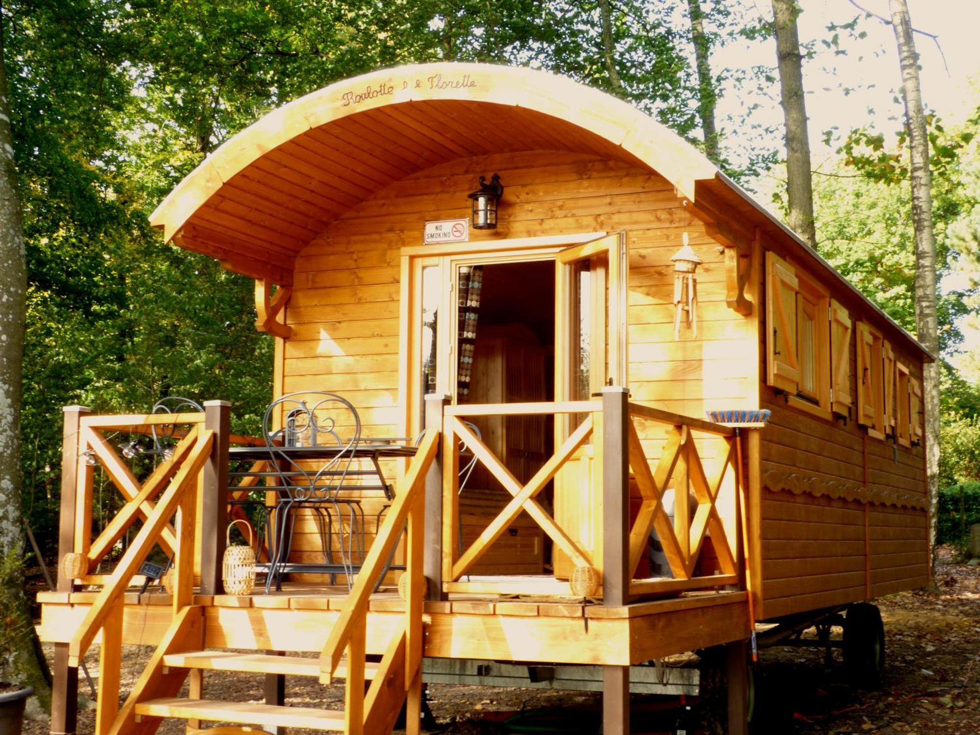 Roulotte Les Deux Geais Villa Sainte-Opportune-du-Bosc Kültér fotó