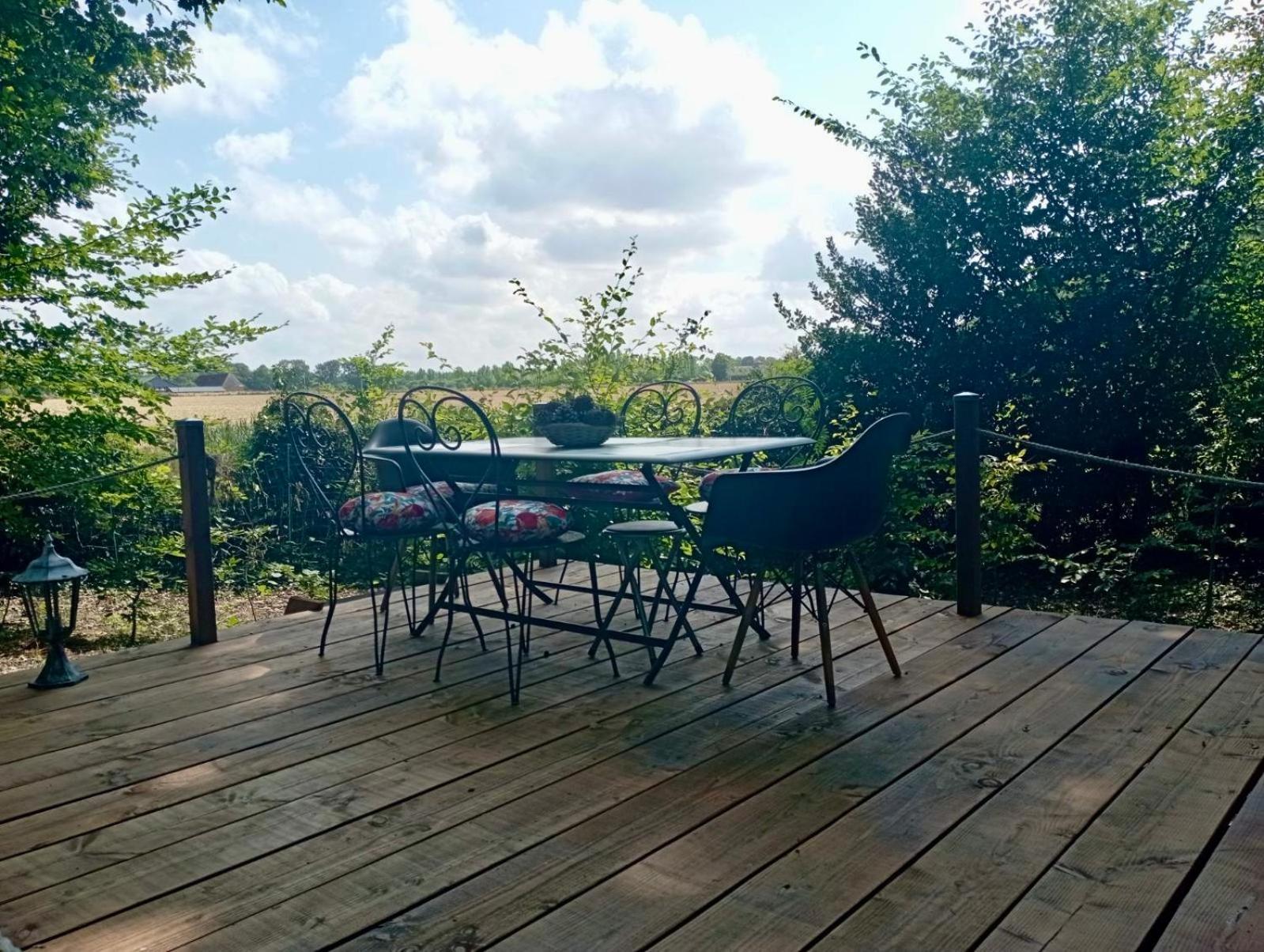 Roulotte Les Deux Geais Villa Sainte-Opportune-du-Bosc Kültér fotó